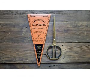 Tijeras 20cms Dorada