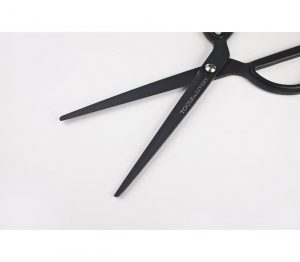 Tijeras 20cms Negra