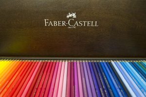 Estuche de Madera 120 lápices Polychromos Faber Castell