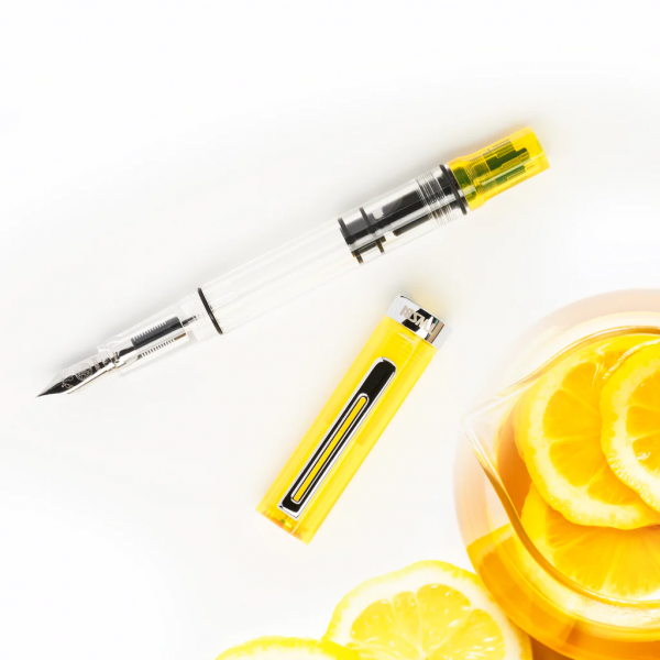 ECO Amarillo Transparente TWSBI Pluma
