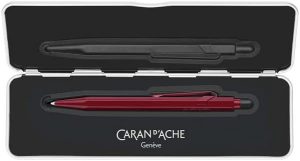 Garnet Red CYS 4th Ed. Caran d'Ache 849 Bolígrafo