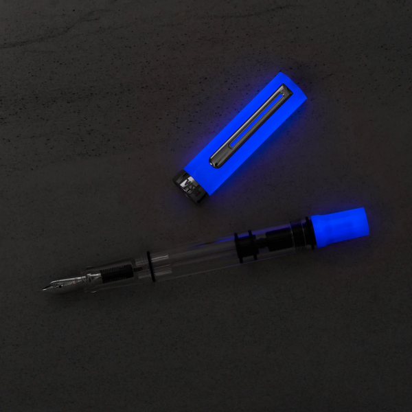 ECO Glow Purple TWSBI Pluma