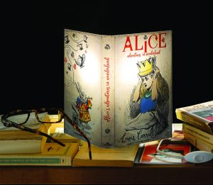 Lámpara Alicia en el País de las Maravillas - Lewis Carroll