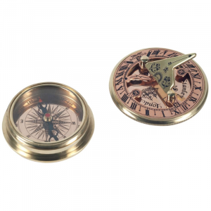 Brújula con tapa y gnomon