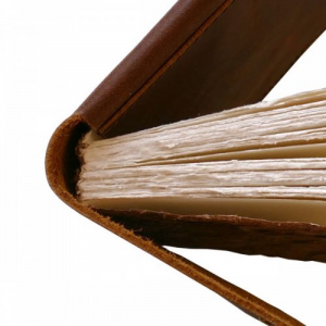 Diario Piel c/broche botón A5+