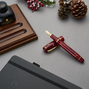 Pluma Winston Cherry Red Conway Stewart