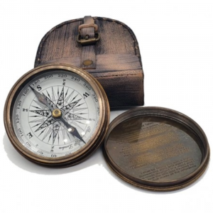 Brújula con estuche de piel 7,8cmø